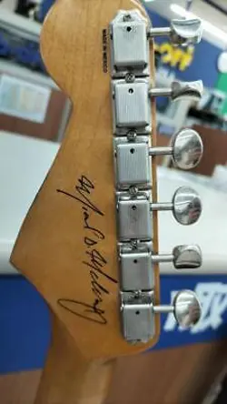 STRATOCASTER MIKE