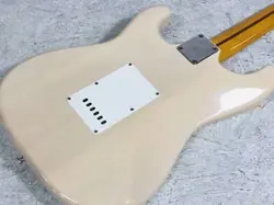 FENDER JAPAN ST57 STRATOCASTER ELECTRIC GUITAR