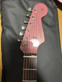 FENDER CHAR STRATOCASTER BURGUNDY