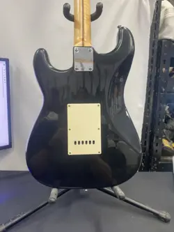 STRAT GOOD CONDITION