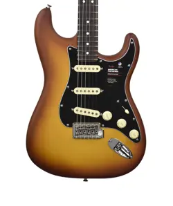 STRATOCASTER IN HONEY