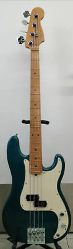 FENDER USA PRECISION BASS, SEYMOUR DUNCAN SPB4, HIPSHOT BRIDGE, USED