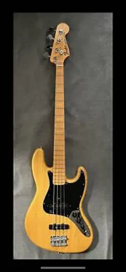 70SJAZZBASS