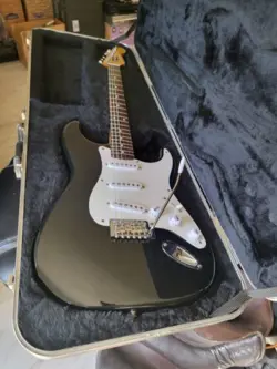 RARE! FENDER SQUIRE E 1 SERIES KOREAN 1987 STRATOCASTER AWESOME!!