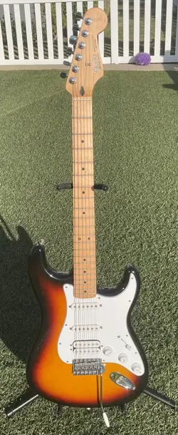 FENDER HSS STRATOCASTER