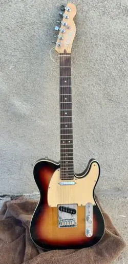FENDER AMERICAN TELECASTER 6 STRING ELECTRIC GUITAR - W/ CASE