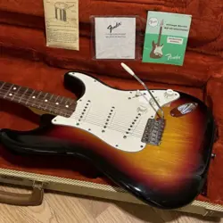 FULLERTON REISSUE STRATOCASTER