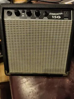 STARCASTER 15 AMP