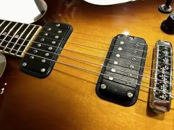 FENDER ESPRIT STANDARD