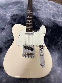 FENDER AMERICAN PROFESSIONALII TELECASTER