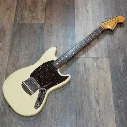 FENDER JAPAN MG69-60 MUSTANG *FB10