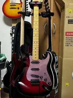 FENDER KEN STRATOCASTER GALAXY RED