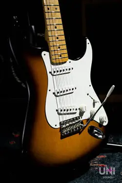 FENDER AMERICAN VINTAGE '56 STRATOCASTER / 2014