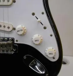 ST-STD STRATOCASTER FUJIGEN