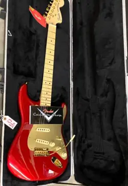 FENDER AMERICAN ULTRA II STRATOCASTER® 2024 SINISTER RED