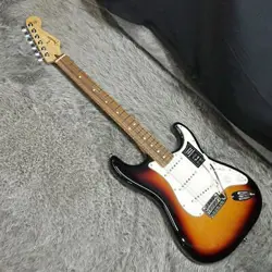 ELECTRIC GUITAR FENDER PLAYER STRATOCASTER PF 3 TONE SUNBURST MEXICO MX22250779