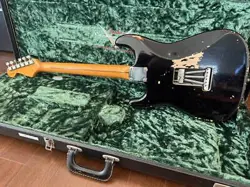 STRATOCASTER RELIC S/N