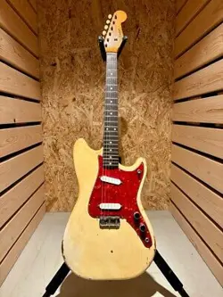 FENDER DUO SONIC 1961-63 MOD