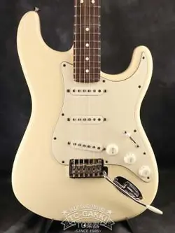 FENDER 2008 AMERICAN STANDARD STRATOCASTER (2008)