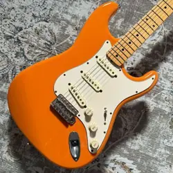 FENDER JAPAN ST-38 STRATOCASTER/SN:O090530/3.18KG