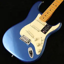 FENDER / AMERICAN ULTRA STRATOCASTER MAPLE FINGERBOARD COBRA BLUE S/N US23056808