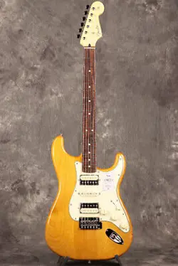 FENDER 2024 COLLECTION MADE IN JAPAN HYBRID II STRATOCASTER HSH ROSEWOOD FB