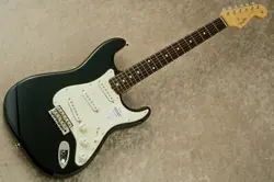 FENDER MADE IN JAPAN TRADITIONAL II '60S STRATOCASTER BLACK ROSEWOOD