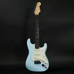 FENDER JUNIOR COLLECTION STRATOCASTER ROSEWOOD FINGERBOARD SATIN DAPHNE BLUE