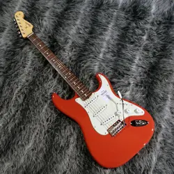 FENDER TRADITIONAL II '60S STRATOCASTER ROSEWOOD FIESTA RED