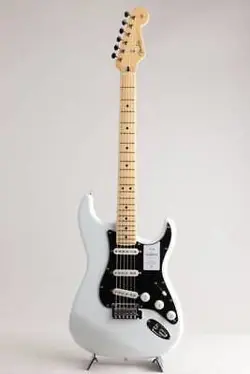FENDER MADE IN JAPAN HYBRID II STRATOCASTER ARCTIC WHITE MAPLE