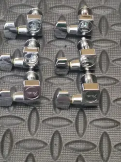 FENDER TUNING KEYS