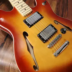 STARCASTER DELUXE MAPLE