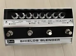 FENDER SHIELDS BLENDER GUITAR EFFECT PEDAL - USED, EXCELLENT CONDITION