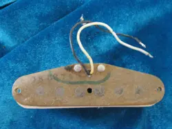 VINTAGE 1974 FENDER STRATOCASTER GUITAR PICKUP 5.51 STAGGERED POLES