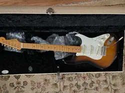 FENDER STRATOCASTER ERIC JOHNSON GUITAR