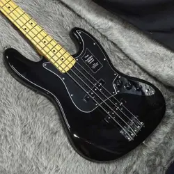 FENDER PLAYER II JAZZ BASS MN BLACK