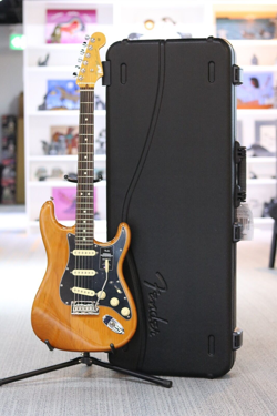 2023 FENDER AMERICAN PROFESSIONAL II STRATOCASTER NATURAL ELECTRIC GUITAR - USA