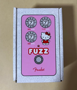 FENDER HELLO KITTY  FUZZ PEDAL FUZZ DISTORTION EFFECTS PEDAL PINK FROM JAPAN NEW