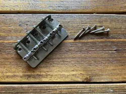 VINTAGE FENDER BASS BRIDGE 70S JAZZ, PRECISION ORIGINAL SCREWS
