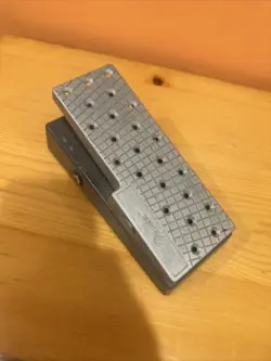 EXPRESSION PEDAL MUSTANG