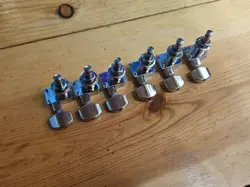 CHROME NON-STAGGERED POSTS