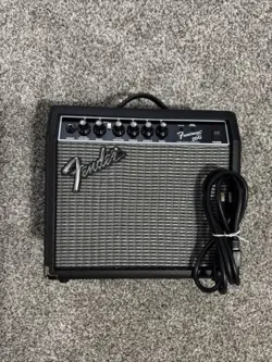 FENDER FRONTMAN G-20