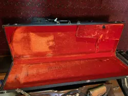 VINTAGE FENDER  BASS PRECISION CASE