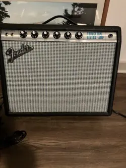 FENDER PRINCETON AMP