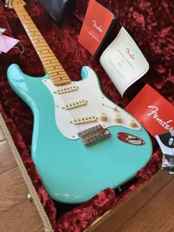 2023 FENDER AMERICAN VINTAGE II '57 STRATOCASTER - SEAFOAM GREEN