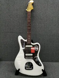 FENDER JAPAN TRADITIONAL'60 JAGUAR ELECTRIC GUITAR