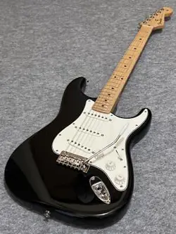 FENDER PLAYER STRATOCASTER MAPLE NECK BLACK SAFE PACKING!