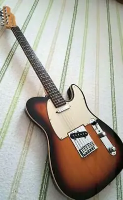 FENDER USA AMERICAN DELUXE TELECASTER SAFE PACKING!