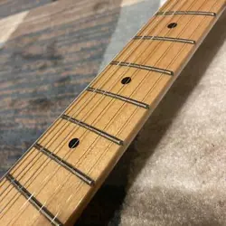 STRATOCASTER WITH BUILT-IN