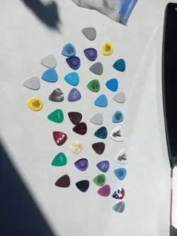 ASSORTED FENDER TORTEX